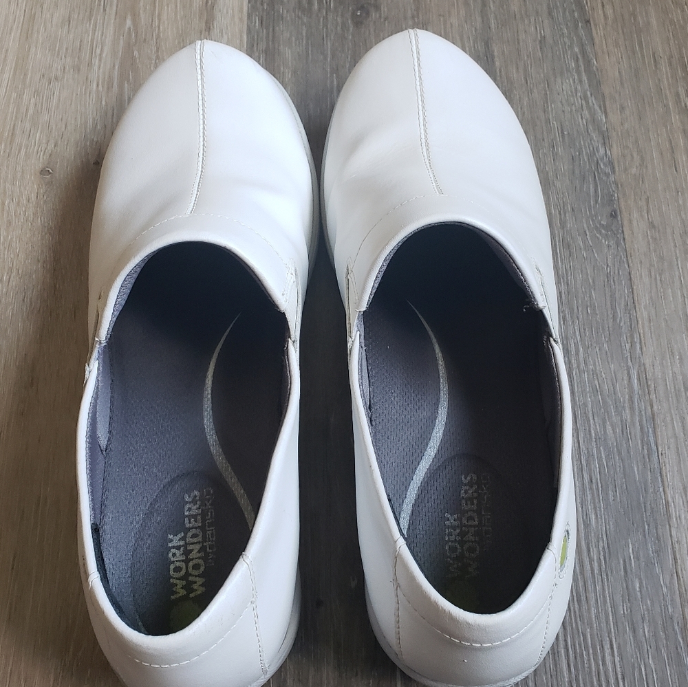 Work Wonders By Dansko Women's Coral Clog - image 8